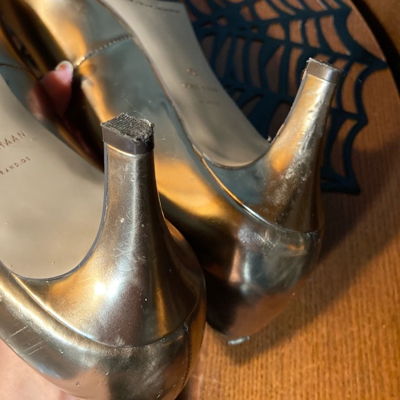 Cole Haan Grand OS Gold Kitten Heels - Picture 8 of 8